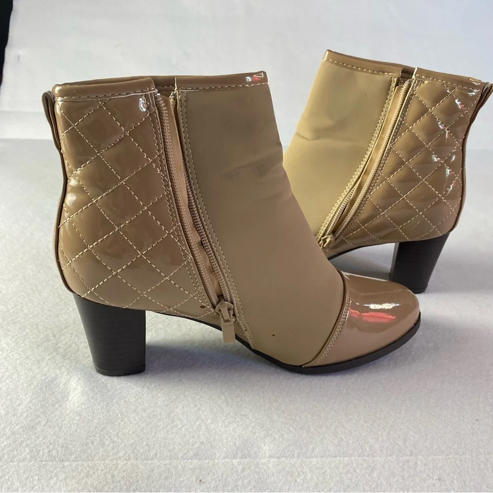 Tan Quilted Ankle Boots Sz 8 with side zipper 2” heel Comfortable Casual Dressy